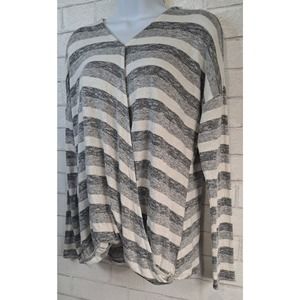 EST 1846 Sweater Women's Size Small Gray White Striped Faux Wrap V-Neck Pullover